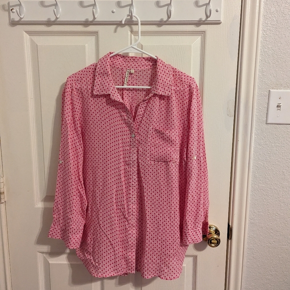 3/$15🧡 Grand & Greene Women's Top - Picture 2 of 10